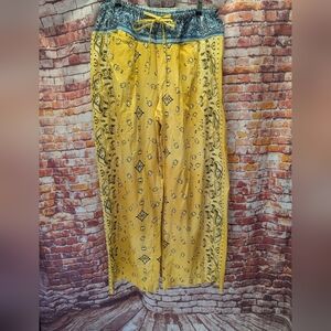 Free People Handerchief Pattern Pants Size Large